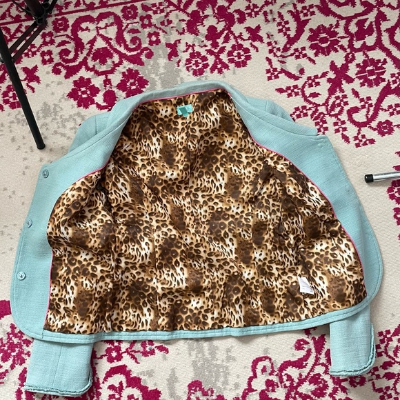 Classiques Entier Robin’s Egg Blue Blazer with Button/Snaps - Picture 8 of 14